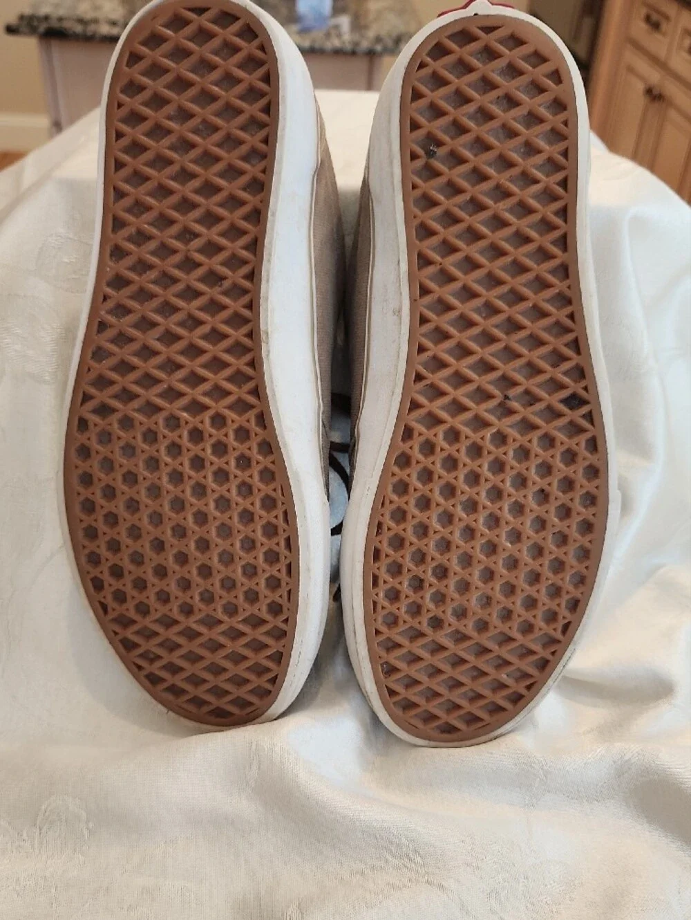 VANS Men's Beige Canvas Sneakers with Brown Laces & Striped Lining Size 10 [V1]
